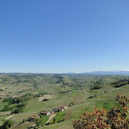Di-Vinodormire La Morra Exterior foto