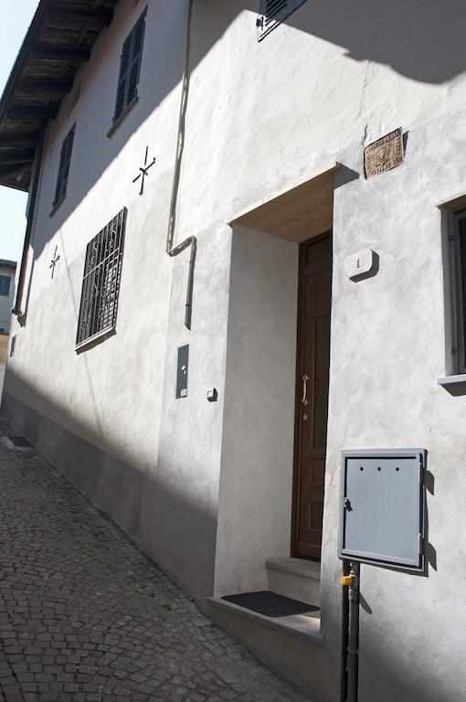 Di-Vinodormire La Morra Exterior foto